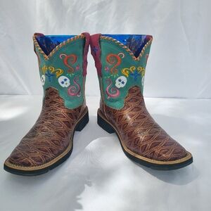 Size 4 children's ariat boots